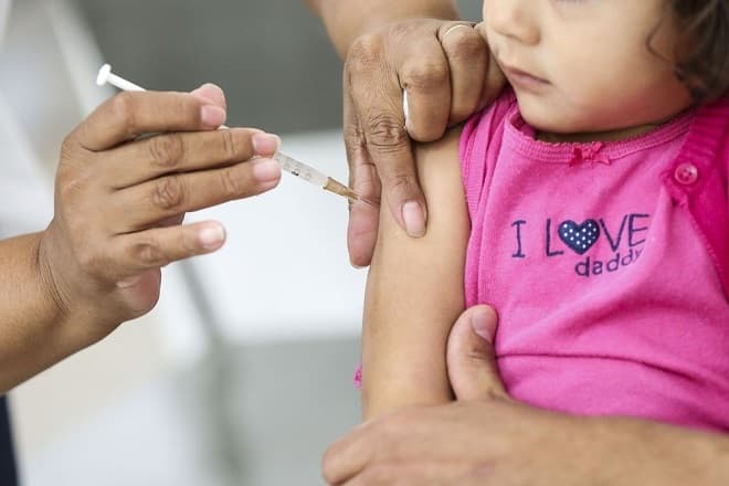Anvisa libera Coronavac para crianças de 3 a 5 anos