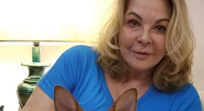 Mãe de Luciana Gimenez teve romance com Erasmo Carlos