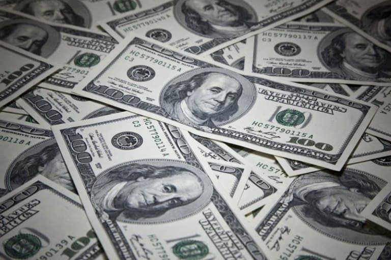 Queda do dólar no primeiro semestre é a maior desde 2016
