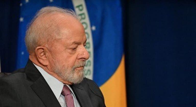 Lula deve passar por cirurgia na próxima sexta (29)