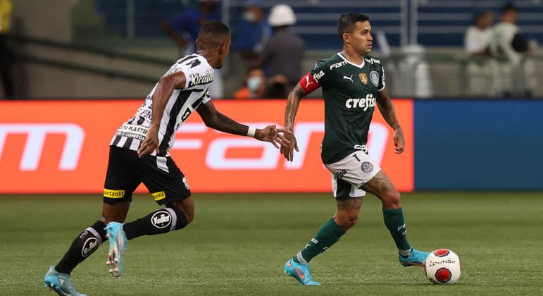 No Morumbi, Palmeiras tem chance de afundar o Santos na crise