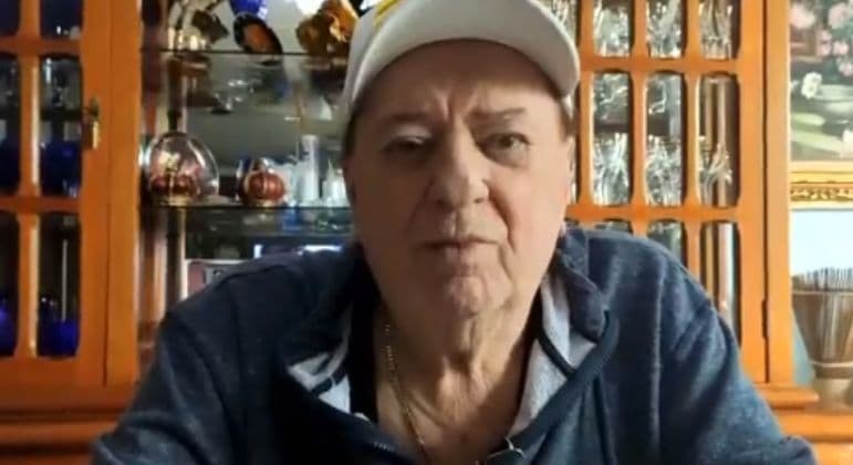 Raul Gil diz que foi internado para realizar exames