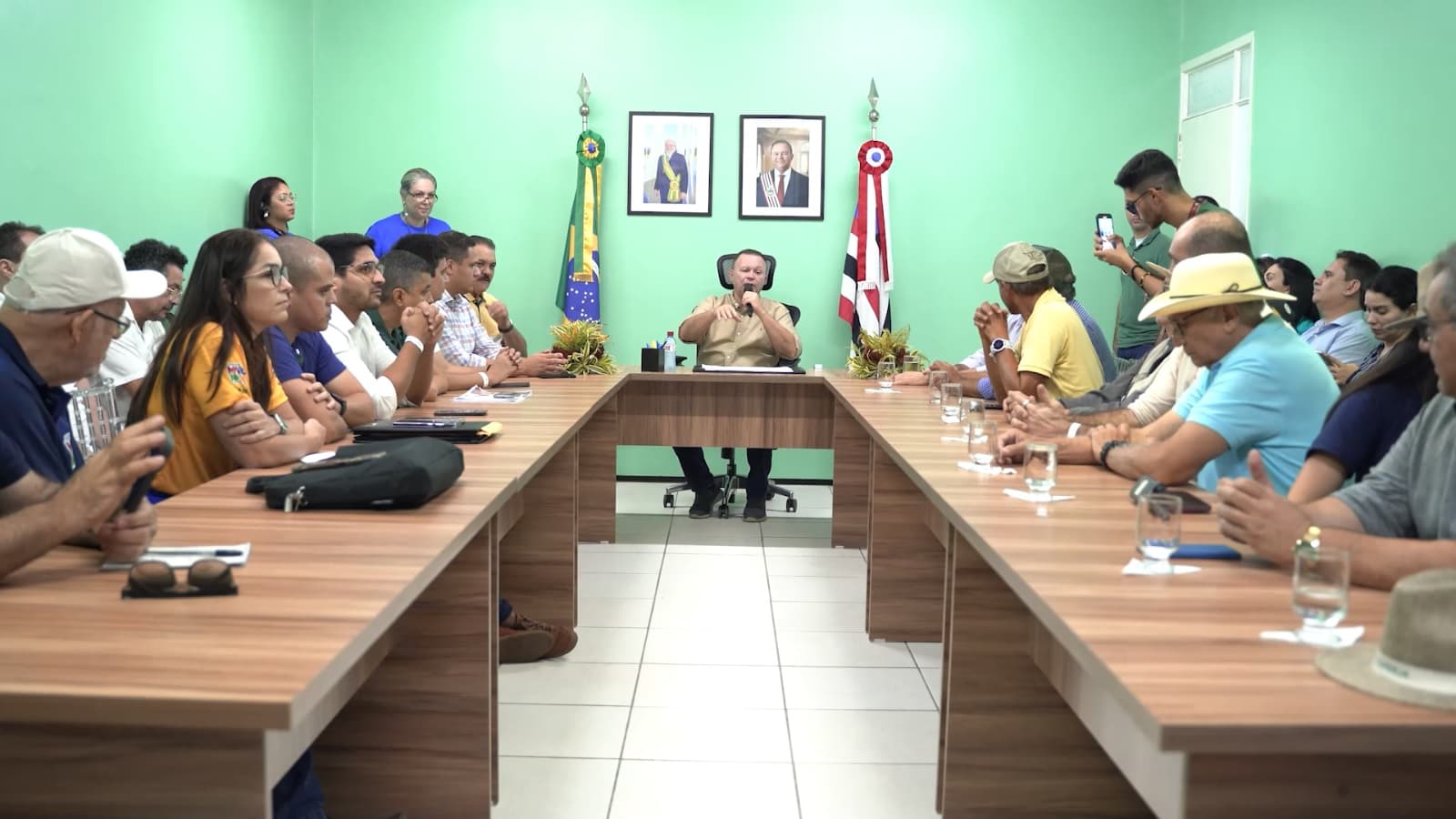 Gabinete Itinerante: Governo fortalece laços com setor agropecuário na Expoema 2023