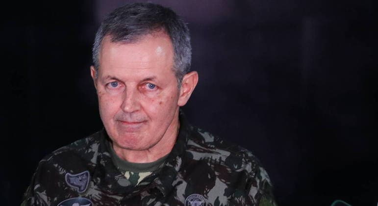 Comandante da guarda presidencial será afastado