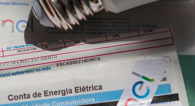 Aneel mantém bandeira verde, sem taxa adicional na conta de luz