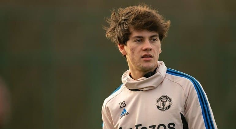 Alvo de Botafogo e Flamengo, Pellistri ficará no Manchester United