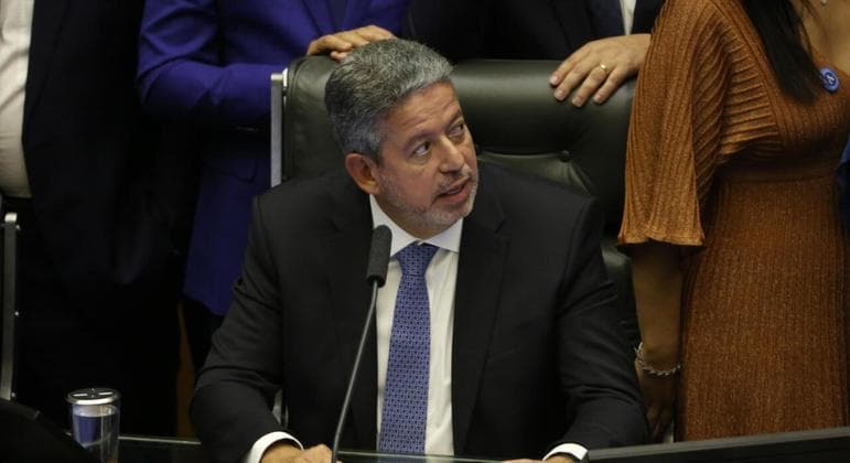 Lira cria grupo de trabalho para discutir reforma tributária na Câmara