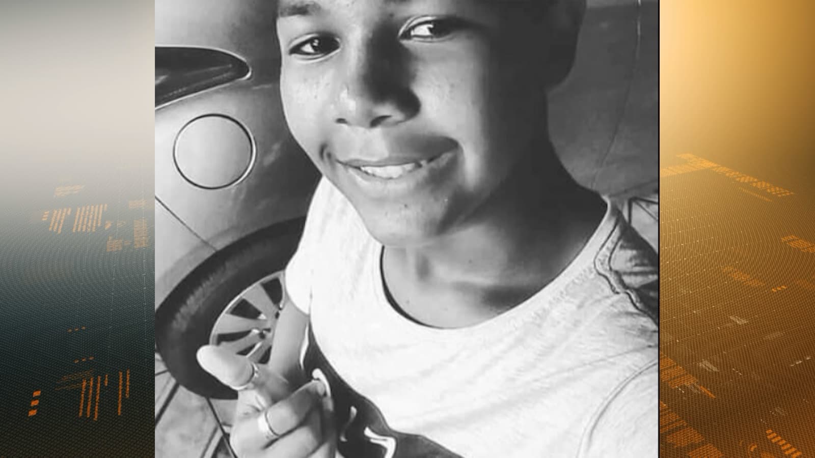 Família protesta após jovem ser morto em assalto dentro de ônibus em São Luís