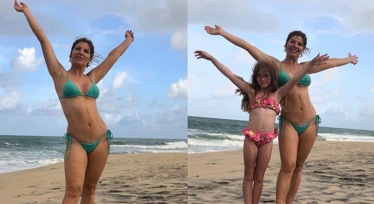 Mãe de Luísa Sonza posa de biquíni e recebe elogios
