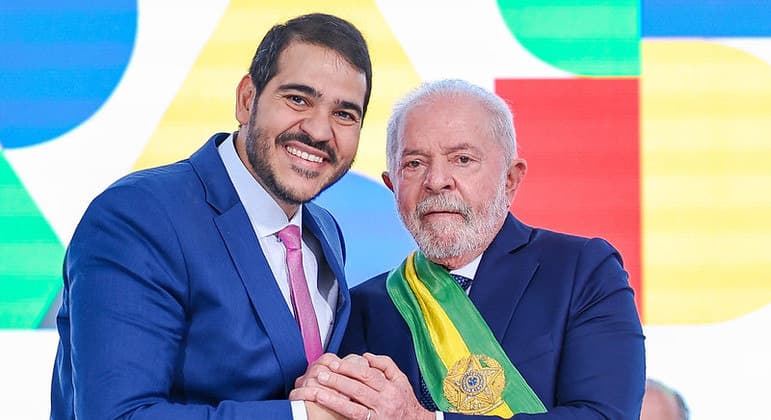 Governo cria pasta para combater fake news