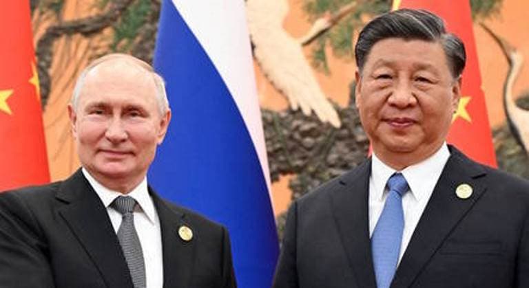 Vladimir Putin vê 'tragédia' em hospital de Gaza e pede paz