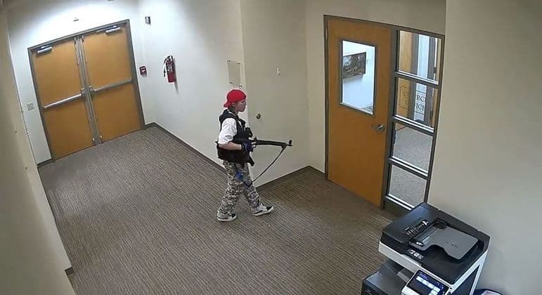 Atiradora de Nashville comprou sete armas legalmente, diz polícia