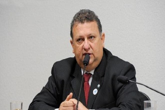 Carlos Vieira é oficializado como novo presidente da Caixa Econômica