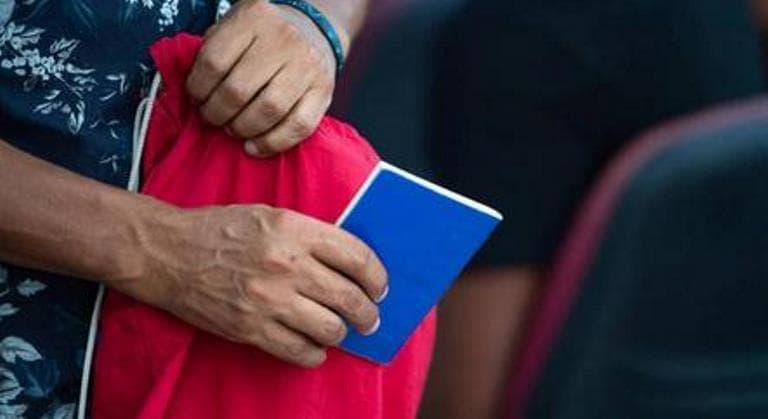 Brasil cria 155 mil empregos com carteira assinada em maio