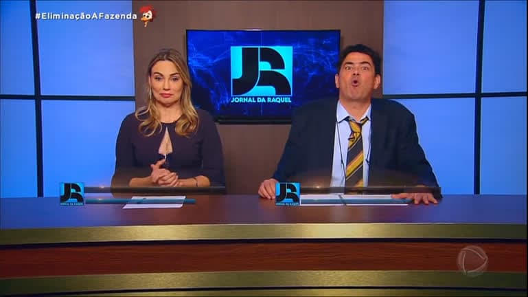 Carioca apresenta telejornal ao lado de Sheherazade