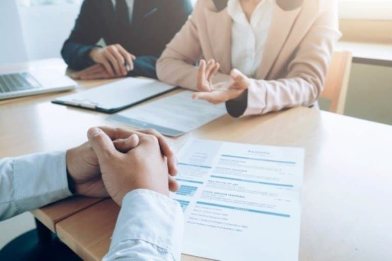 Saiba como lidar com perguntas difíceis na entrevista de emprego