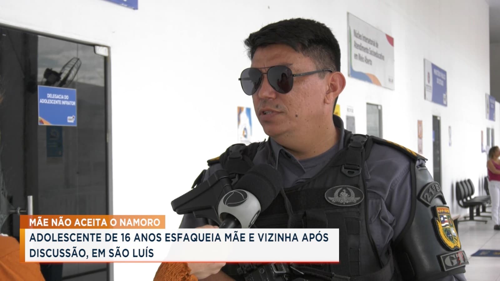 Adolescente de 16 anos esfaqueia mãe e vizinha após discussão
