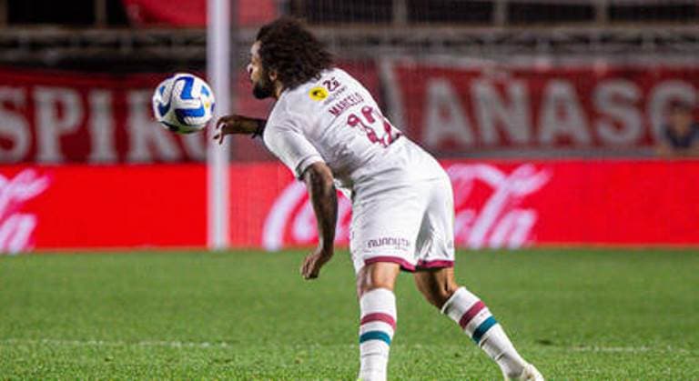 Marcelo é denunciado pela Conmebol após lesão grave de jogador argentino