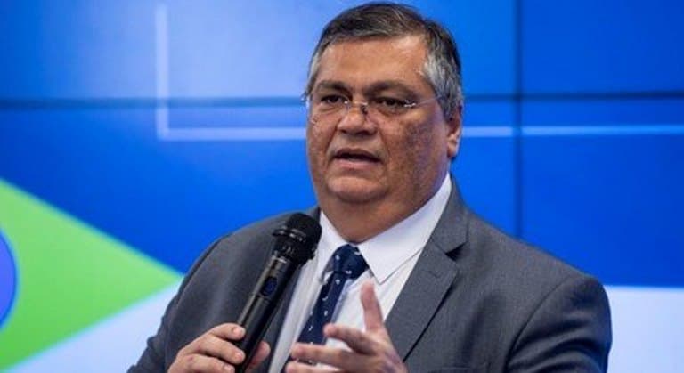 Dino envia à Polícia Federal pedido de investigação sobre apagão