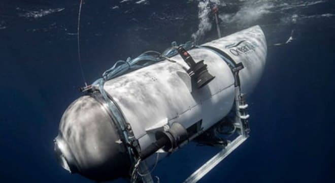 Últimas peças do submersível que implodiu em expedição ao Titanic são recuperadas