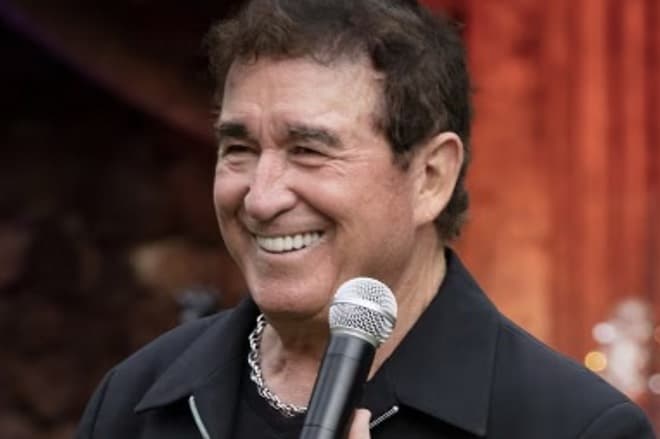 Ação contra Amado Batista por superfaturamento em show se arrasta por 11 anos na Justiça