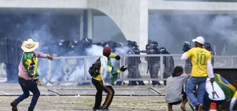 STF valida mais 48 acordos de acusados pelos atos extremistas de 8/1 e total chega a 172