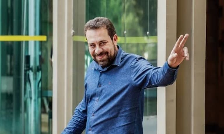 Justiça Eleitoral condena Boulos a multa de R$ 53 mil por divulgar recorte falso de pesquisa