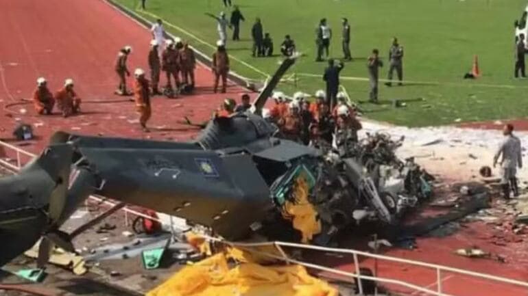 Acidente entre dois helicópteros deixa 10 pessoas mortas