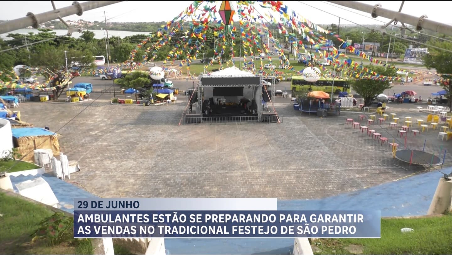Largo de São Pedro recebe devotos e brincantes nesse sábado (29)