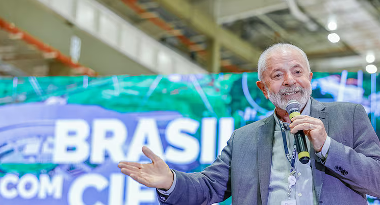 Em meio a corte de gastos, Lula afirma que governo não vai quebrar a economia brasileira