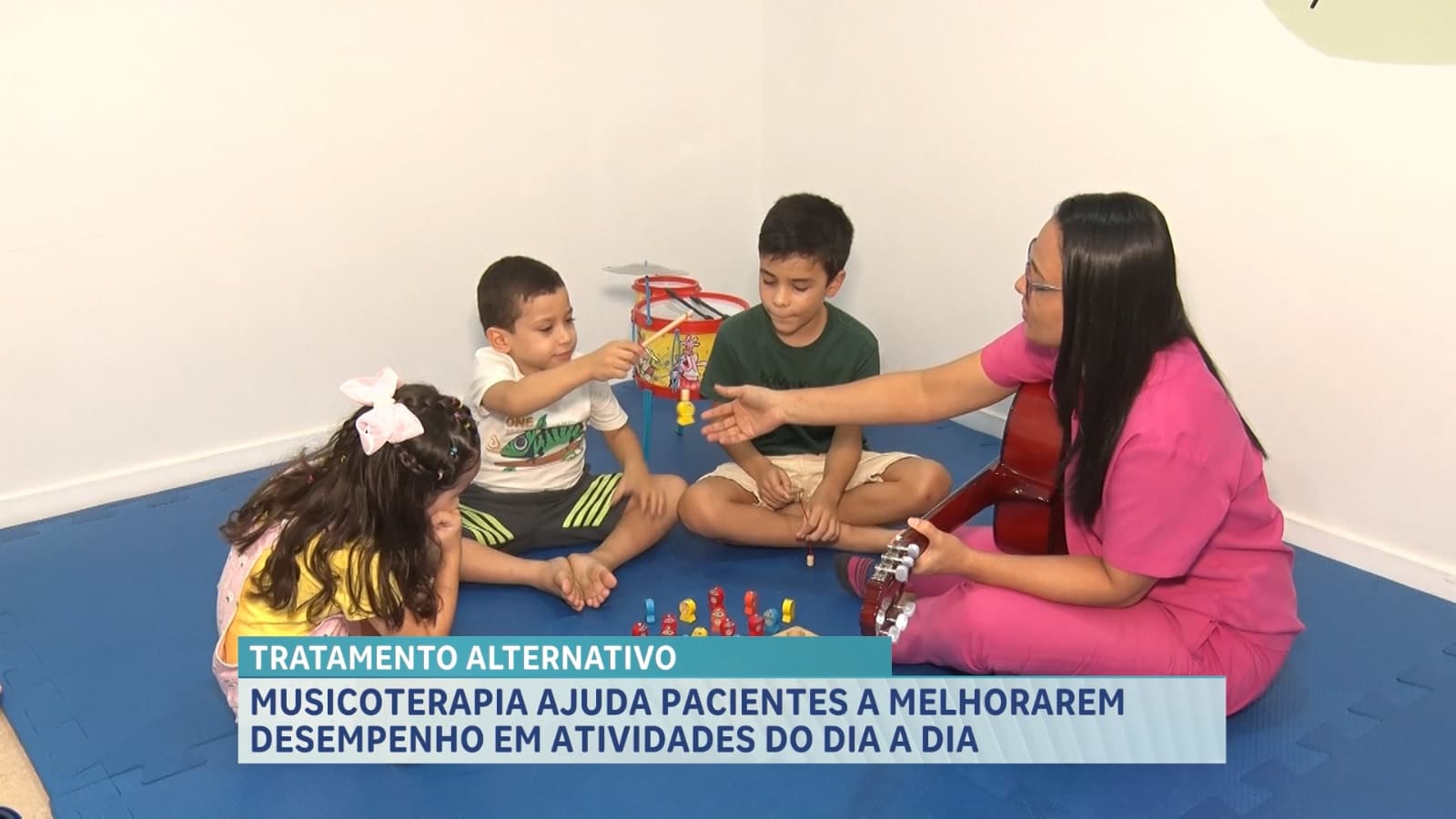 Musicoterapia ajuda pessoas a melhorarem desempenho em atividades do dia a dia