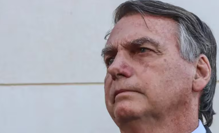 PGR é contra defesa de Bolsonaro acessar delação de Mauro Cid sobre as joias sauditas