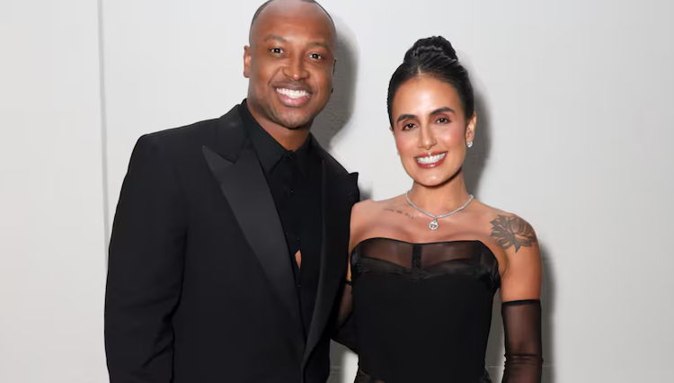 ‘Sem pressa’, diz Carol Peixinho sobre casamento com Thiaguinho