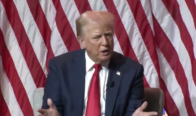Donald Trump anuncia fase agressiva de sua campanha contra Kamala Harris