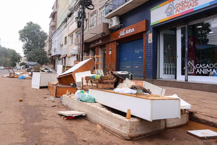 Sobe para 161 o número de mortes causadas pelas enchentes no Rio Grande do Sul