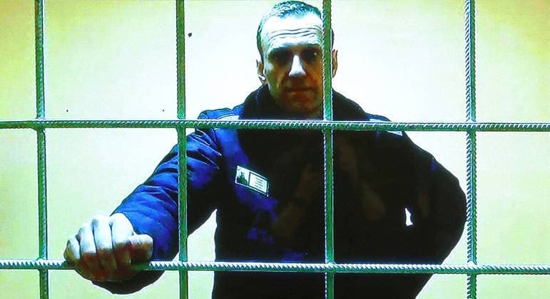 Alexei Navalny, opositor de Vladimir Putin, morre em cadeia na Rússia