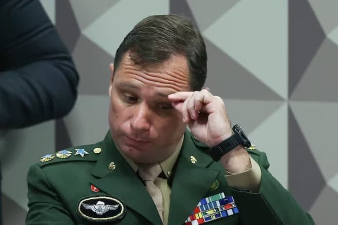 Tenente-coronel Mauro Cid presta novo depoimento à Polícia Federal após duas semanas