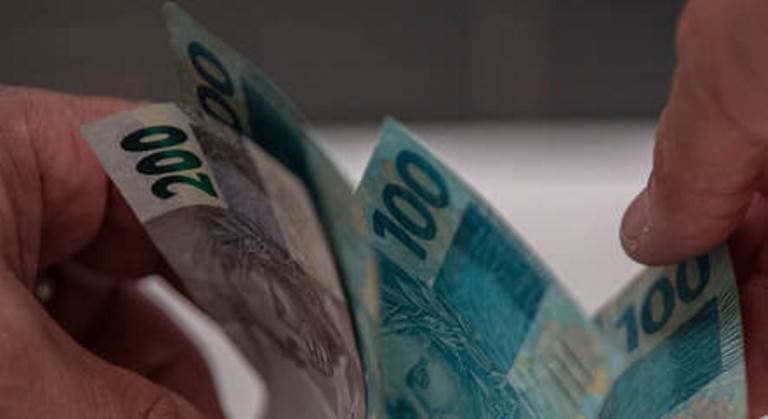 Reajuste salarial médio do trabalhador em janeiro é o maior para o mês em 17 anos