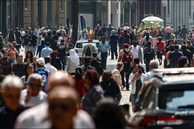 Pobreza e extrema pobreza atingem menor nível no país desde 2012, diz IBGE