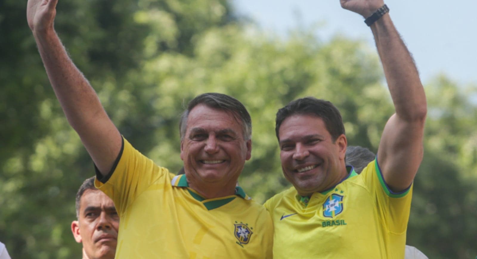 PF indicia Bolsonaro e diretor escolhido por Lula em inquérito que investiga Abin paralela