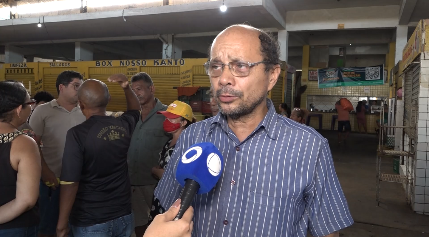 Mudança para o novo Mercado no Anel Viário tem gerado reclamações entre feirantes