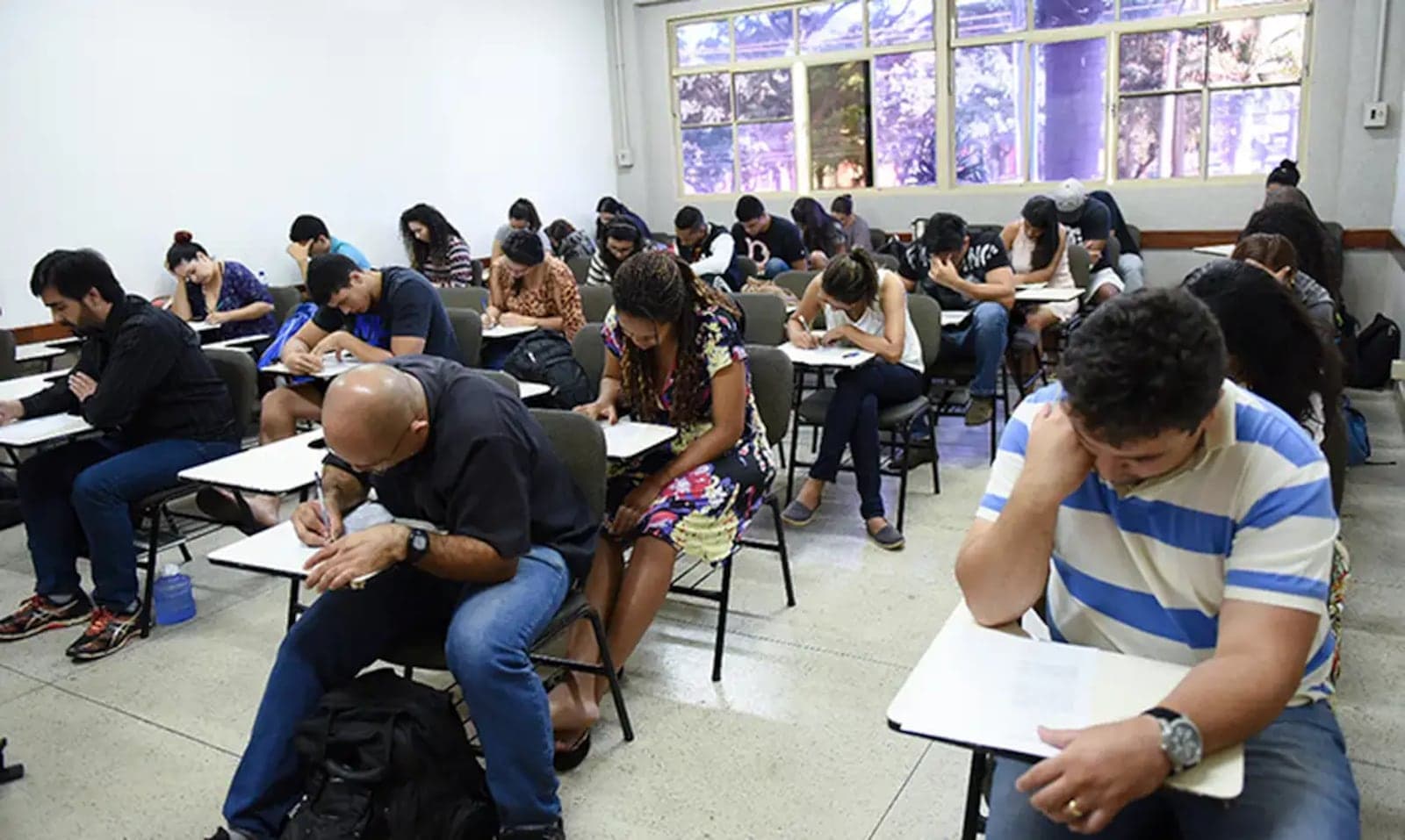 Enem dos Concursos: com salário de até R$ 16 mil, veja carreiras mais bem pagas