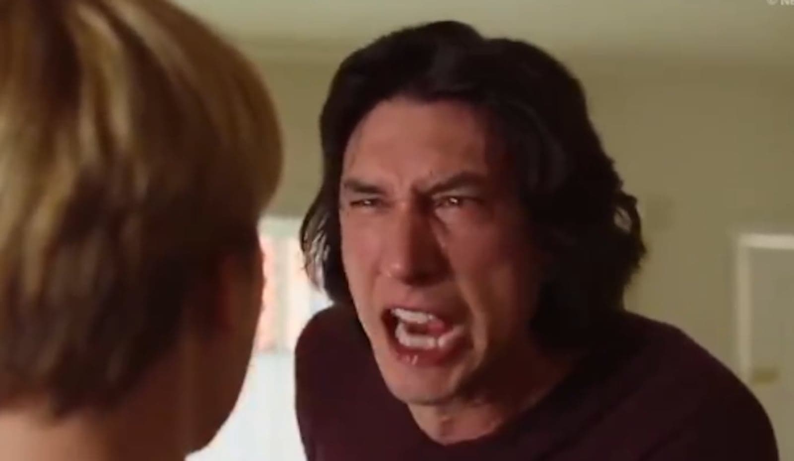 EUA usa áudio de Scarlett Johansson e Adam Driver para espantar lobos