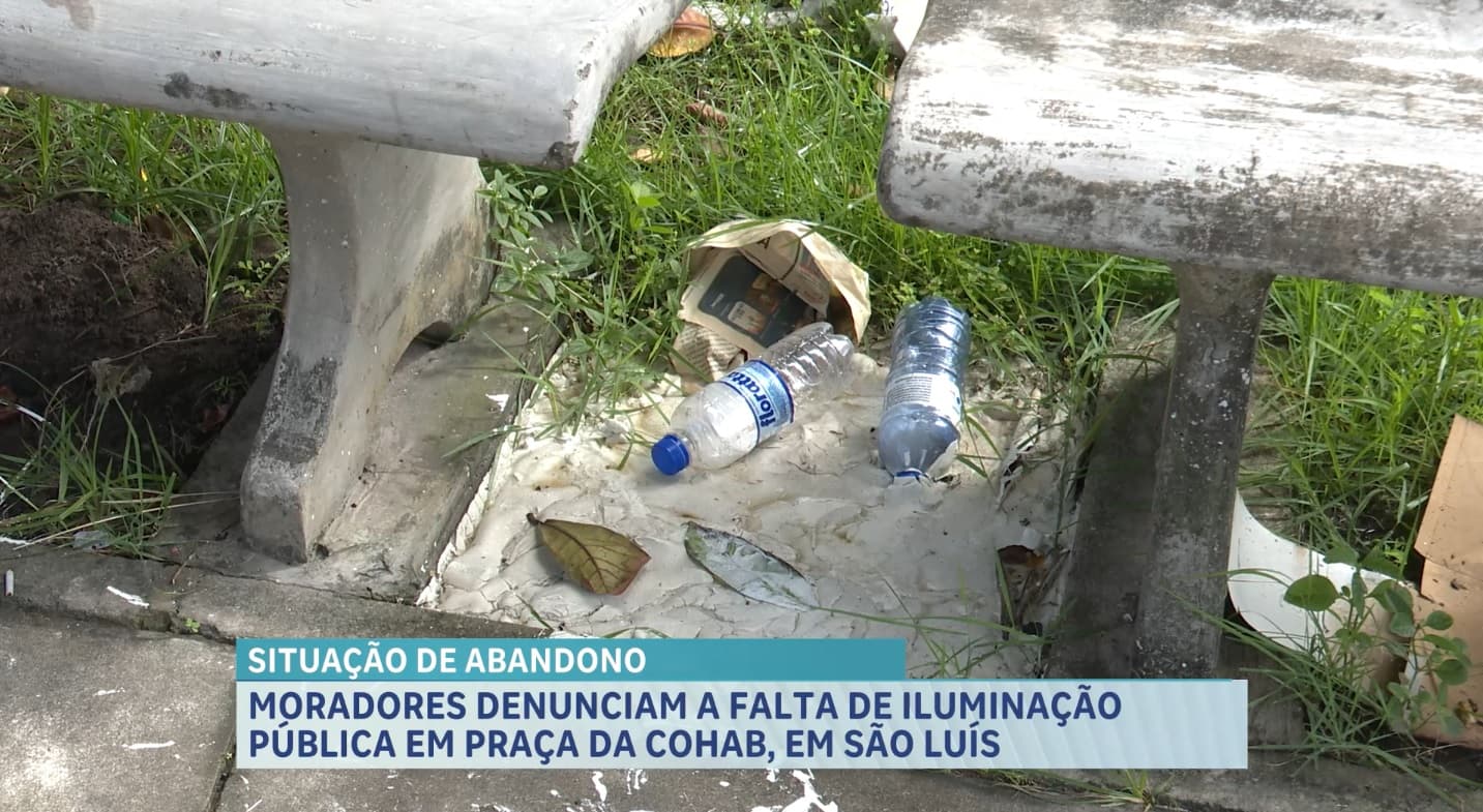 Moradores denunciam falta de iluminação e descarte irregular de lixo em praça da Cohab