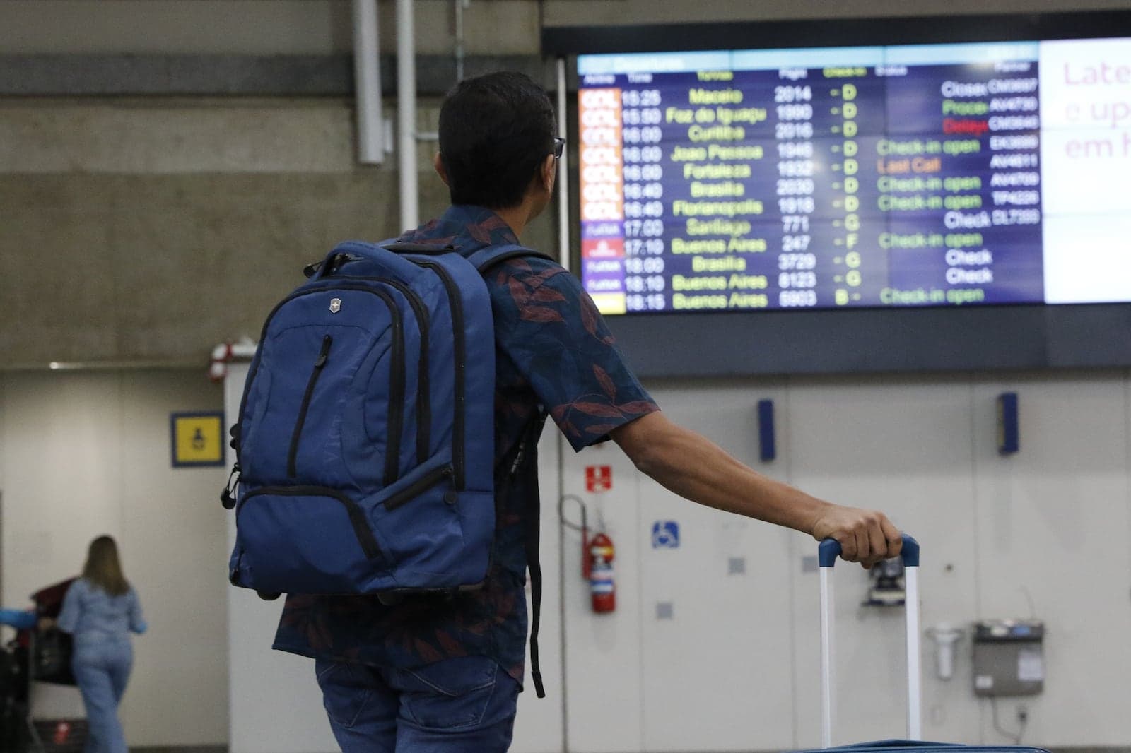 Brasil deve voltar a exigir visto para cidadãos dos EUA em abril