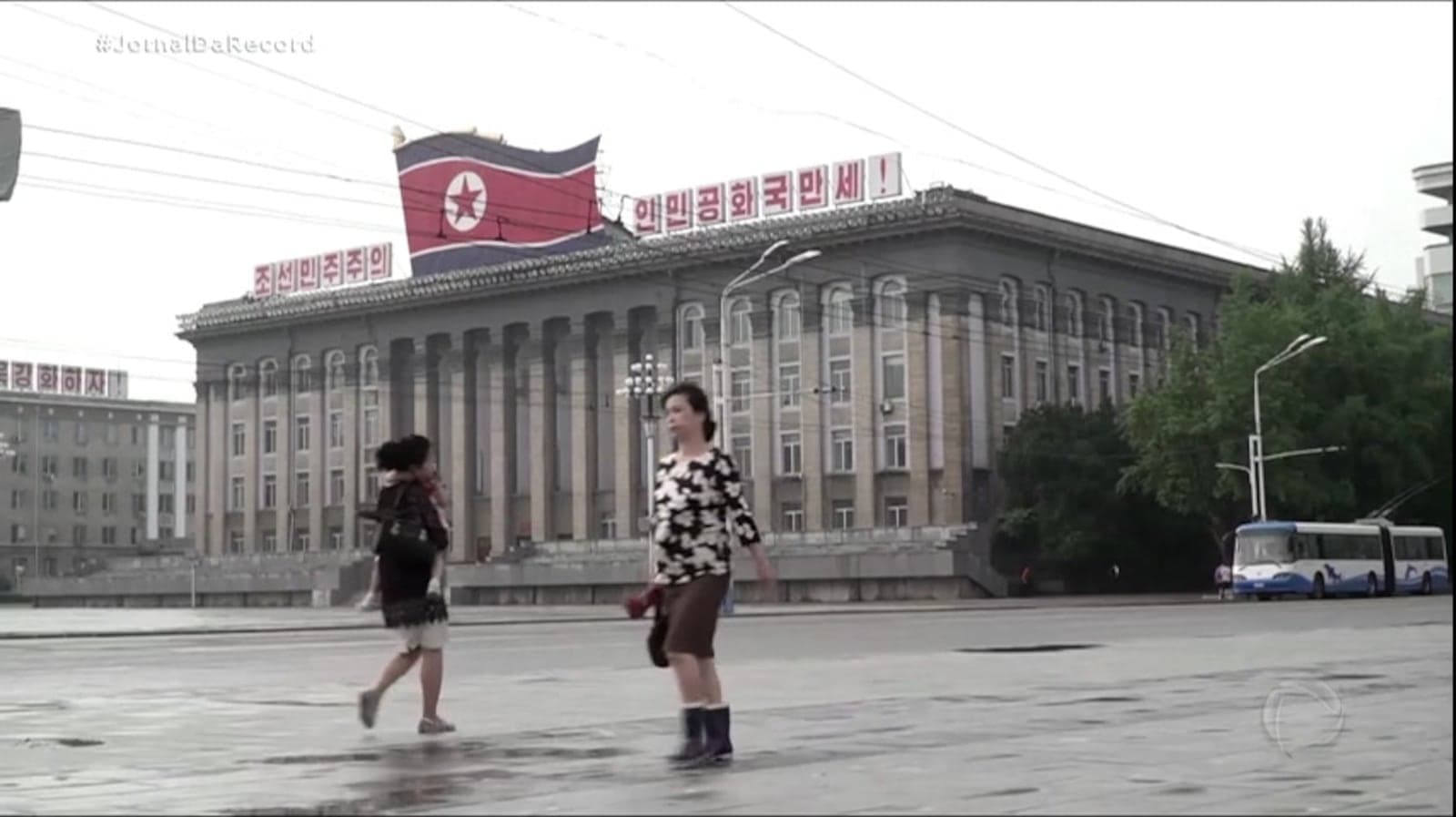 Esquadrão de jovens na Coreia do Norte fiscaliza uso de roupas ‘inapropriadas’