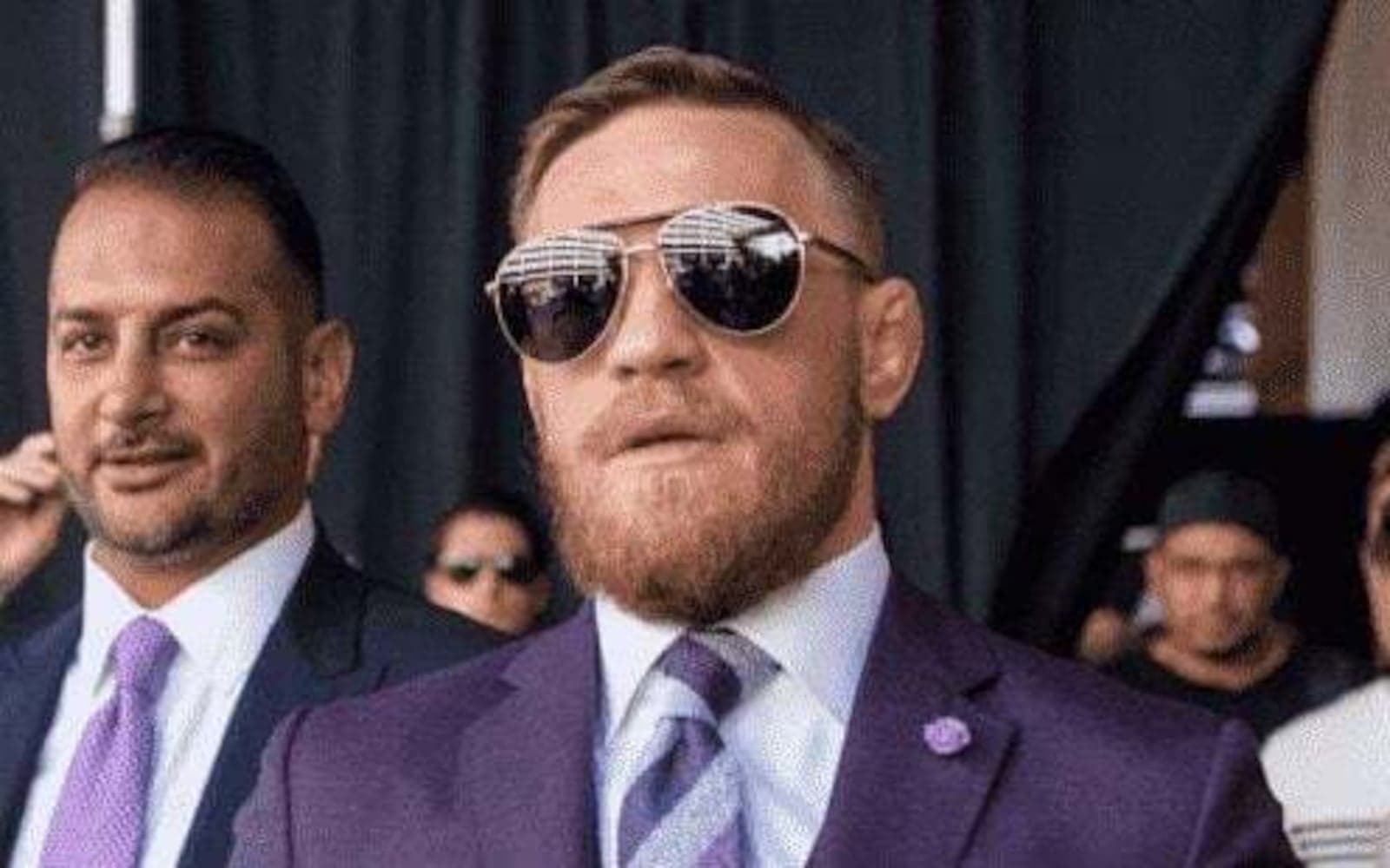 Connor McGregor é suspenso por violar política antidoping do UFC