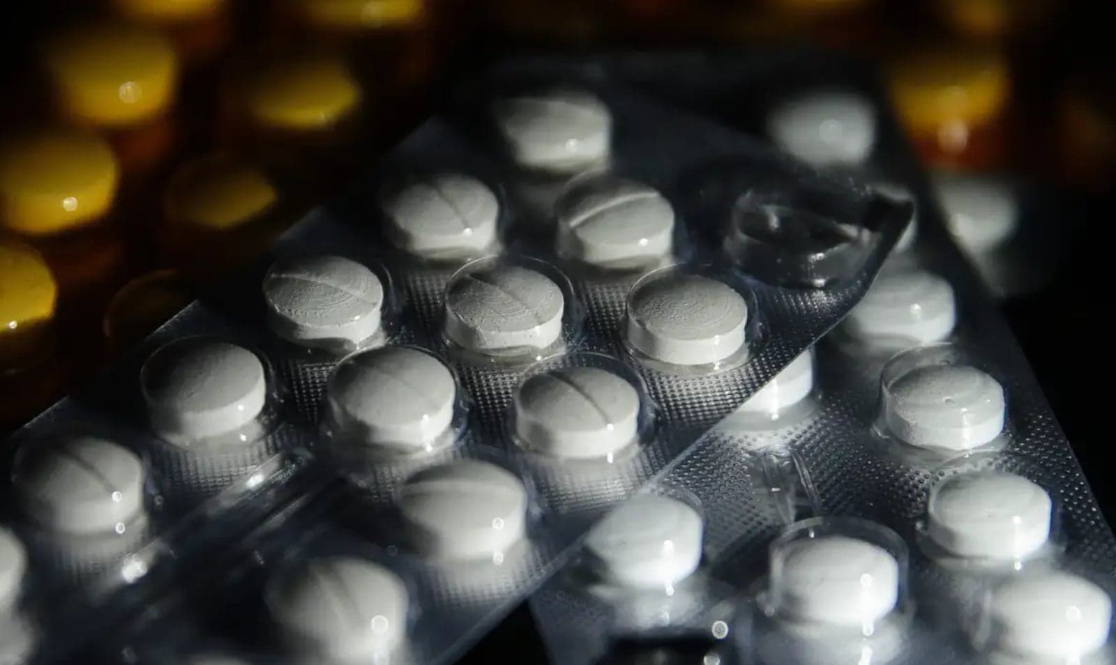 Prévia da inflação desacelera em maio, mas preços dos medicamentos têm alta