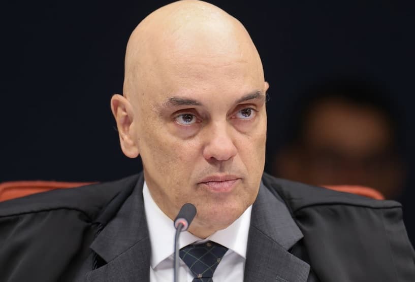 Moraes nega recuo em decisão sobre Bolsonaro em entrevista a jornal dos Estados Unidos