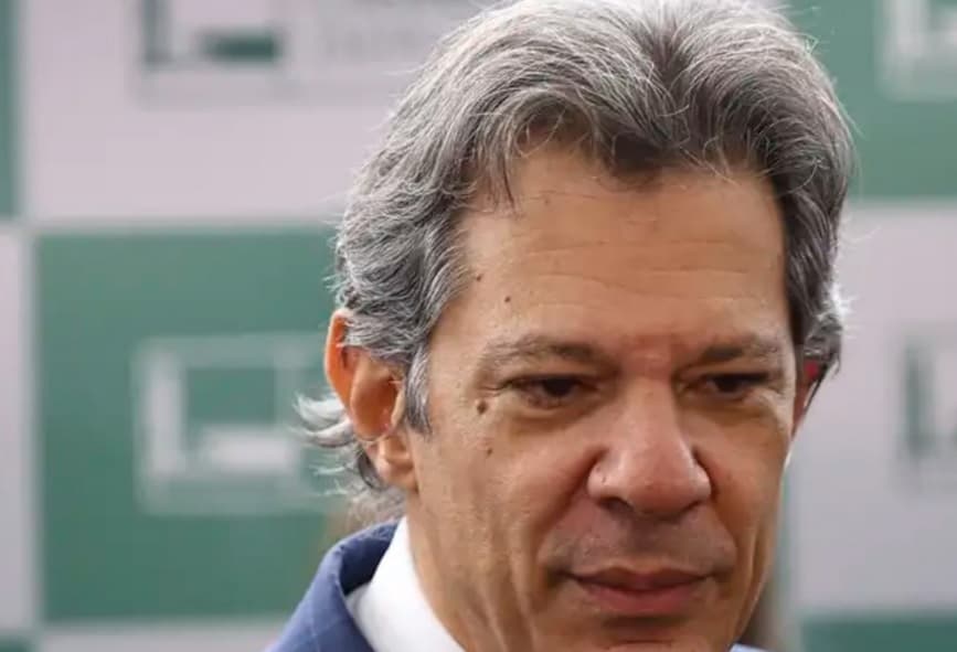Haddad diz que Brasil só vai se manifestar sobre taxação de Trump após 'decisão concreta'